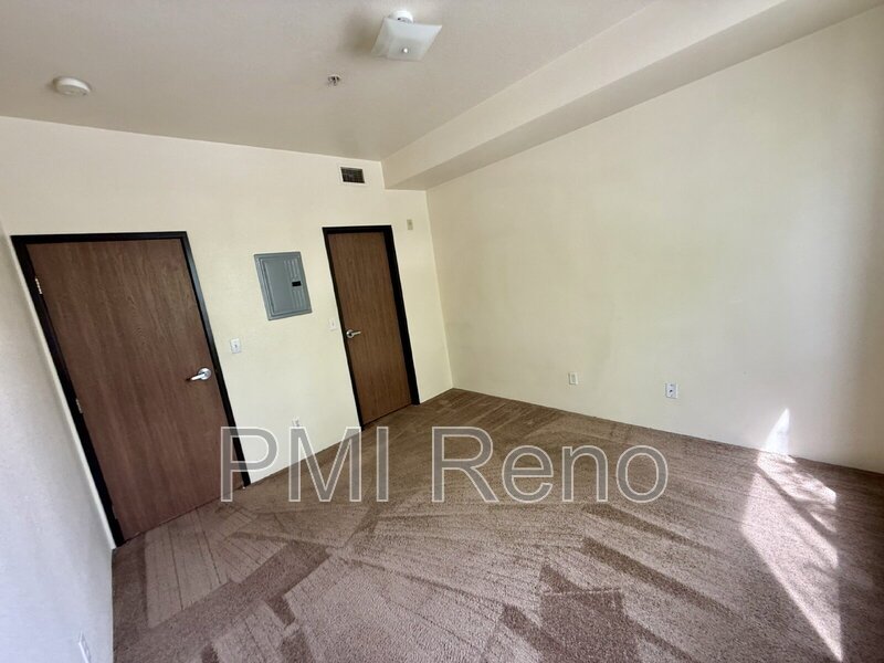 Charming 1-Bedroom Apartment in Sparks – 650 Sq Ft of Cozy Comfort! property image