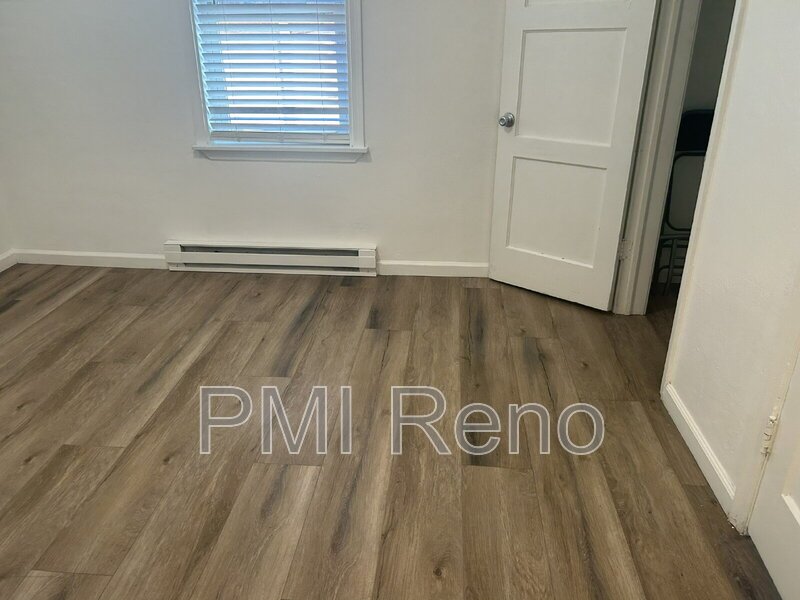 Cute Midtown Bungalow property image