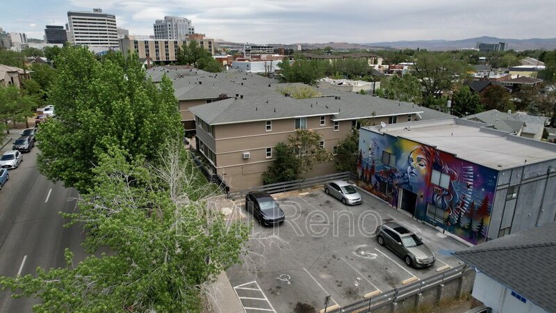 Bright Midtown Studio in a Great Location! property image