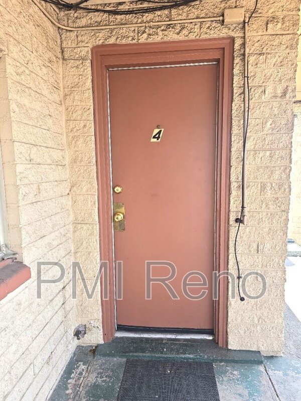 Studio Apt. W/ Private Bath in Sparks Now Available!!! property image