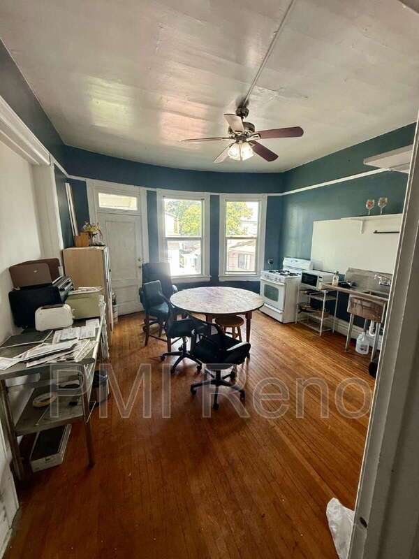 Budget-friendly campus room available for lease property image