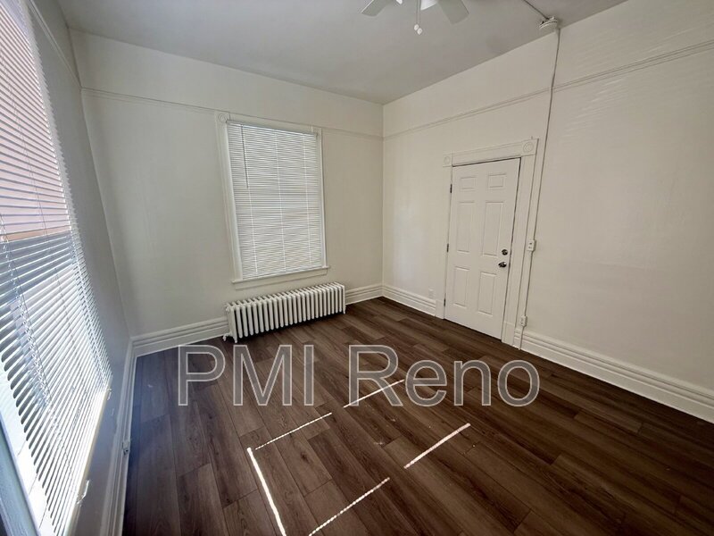 Budget-friendly campus room available for lease property image