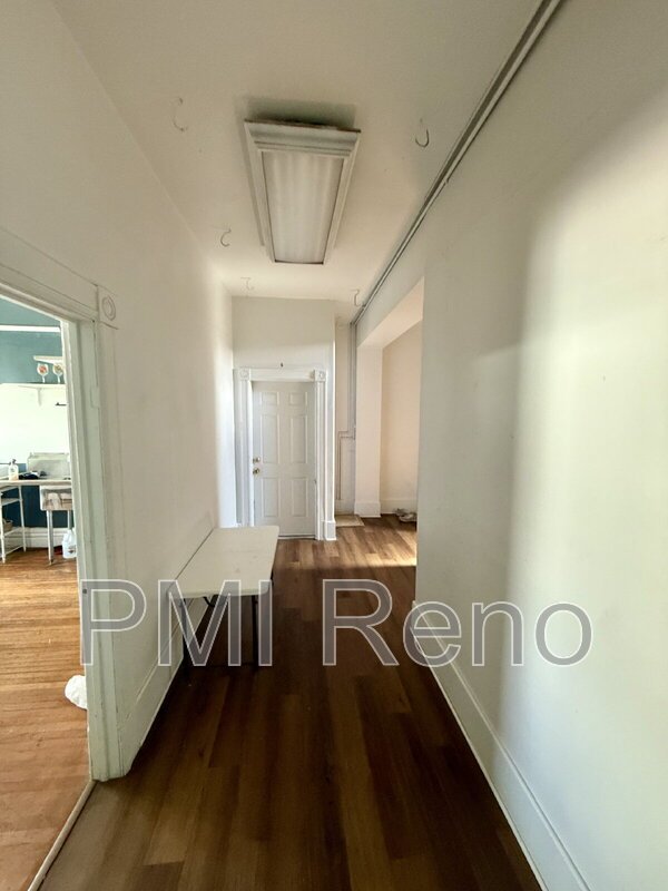 Affordable on-campus room for rent, featuring an en-suite bathroom. property image