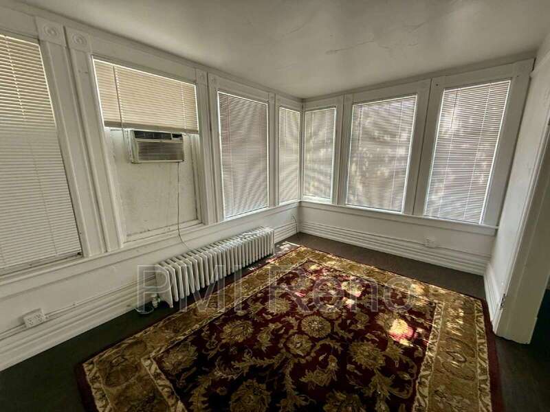 Affordable on-campus room for rent, featuring an en-suite bathroom. property image