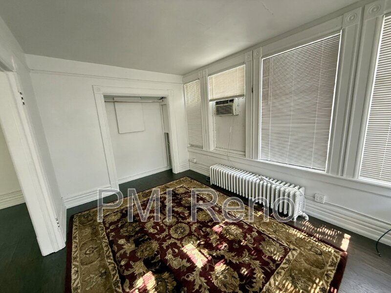 Affordable on-campus room for rent, featuring an en-suite bathroom. property image