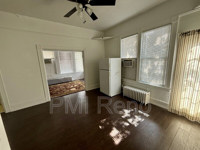 Affordable on-campus room for rent, featuring an en-suite bathroom. property image