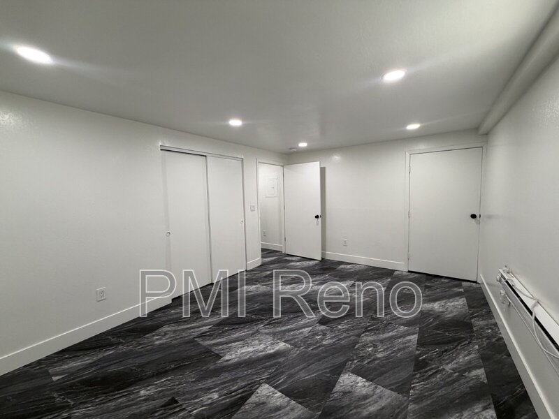 Bright Midtown 2 bedroom in a Great Location! property image