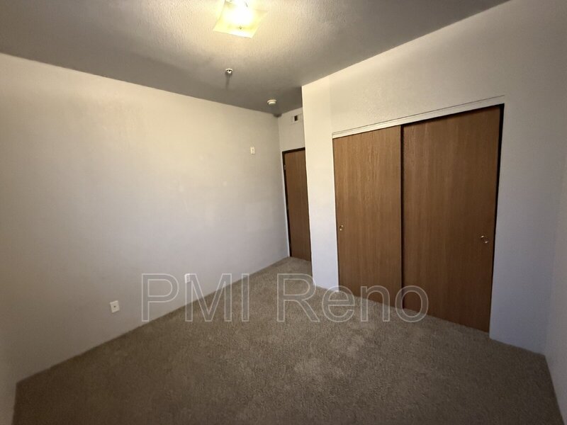 Charming 2-Bed Retreat with Stunning Views in Sparks – Cozy 775 Sq Ft Gem! property image