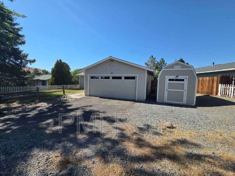 Charming 2 Bed, 2 Bath Home in Desirable South Reno property image